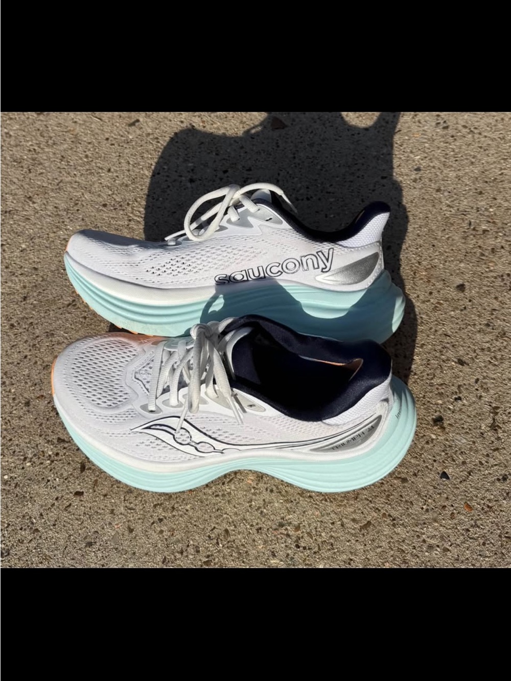 Saucony Women's White and Mint Runshoe